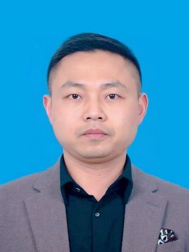 陈佳